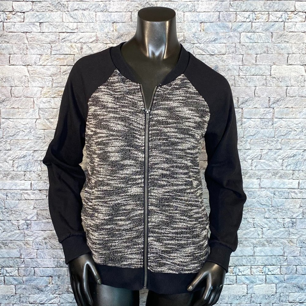 Forever 21 Knit Sweater Jacket Size Medium Full Zip Crew Neck Pockets